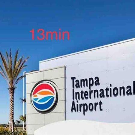 Grey Novo Studio + Free-Parking&Wifi Tampa Ngoại thất bức ảnh