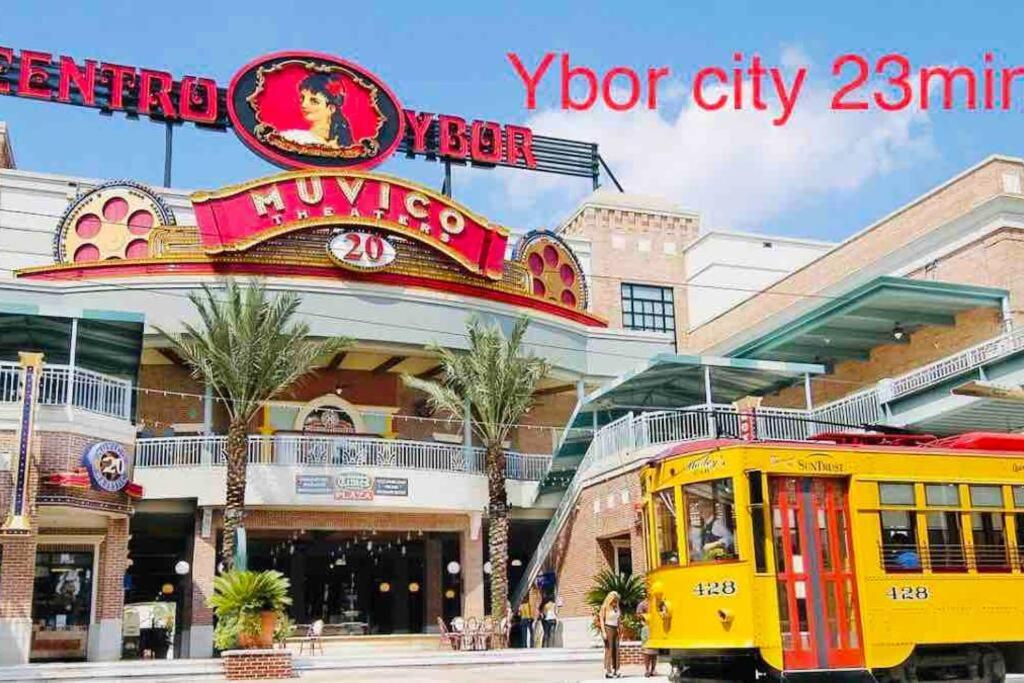 Grey Novo Studio + Free-Parking&Wifi Tampa Ngoại thất bức ảnh
